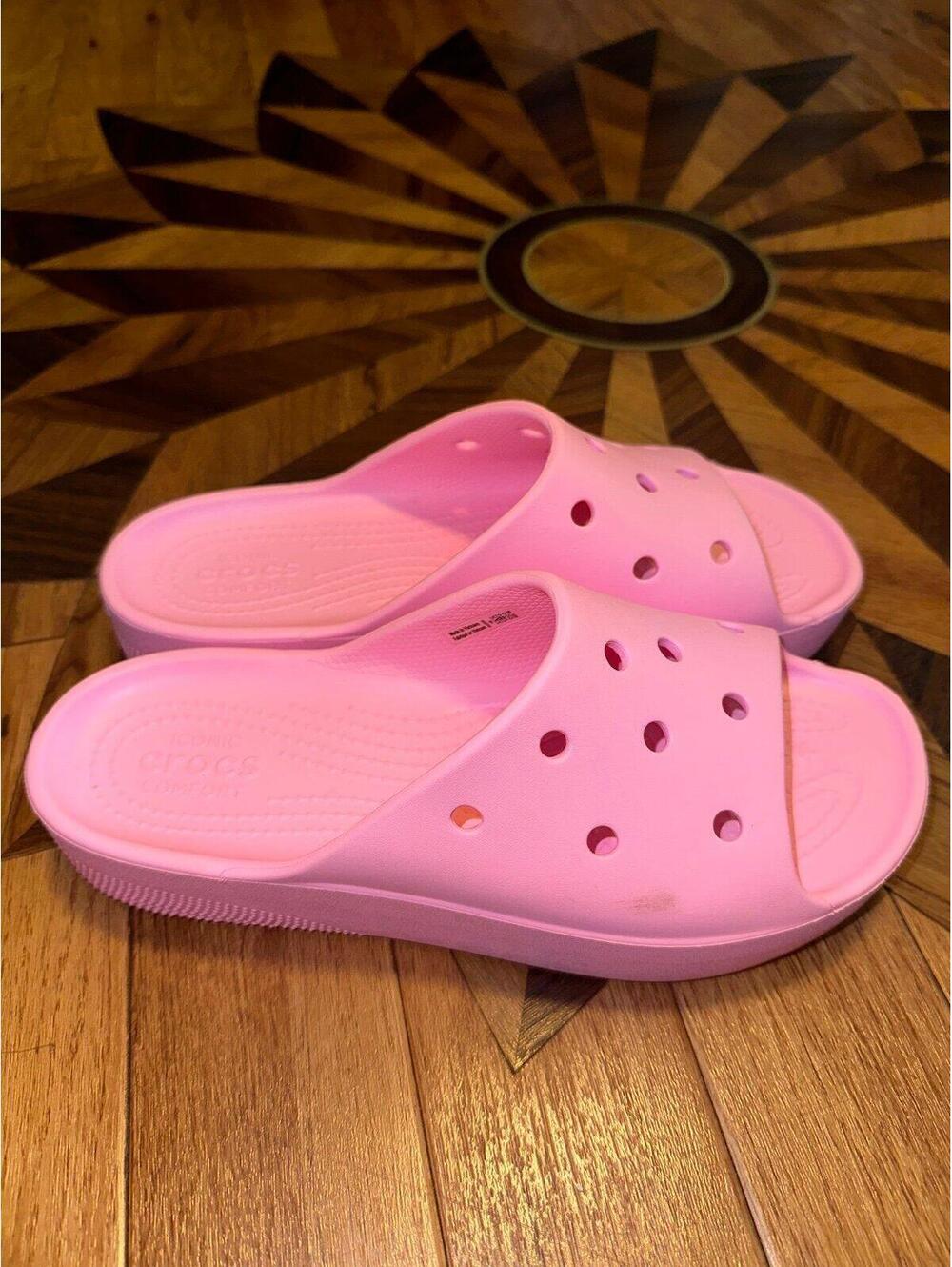 Crocs Platform Women’s Sandals Pink Size 8